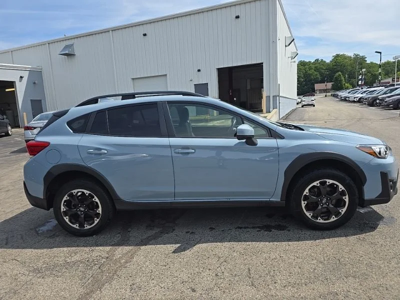 Used 2021 Gray Subaru Premium image 9