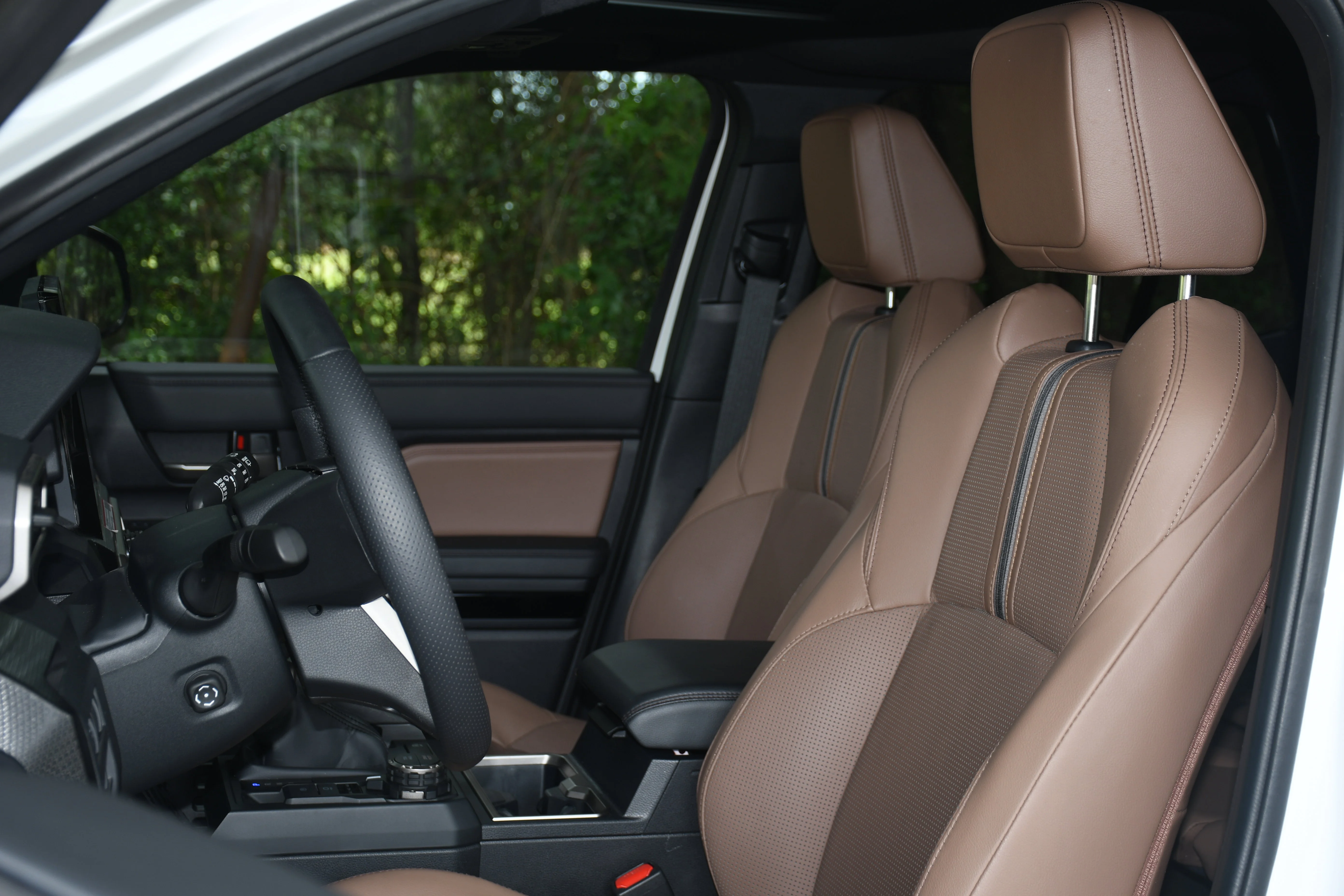 Used 2025 Beige Toyota Limited image 12
