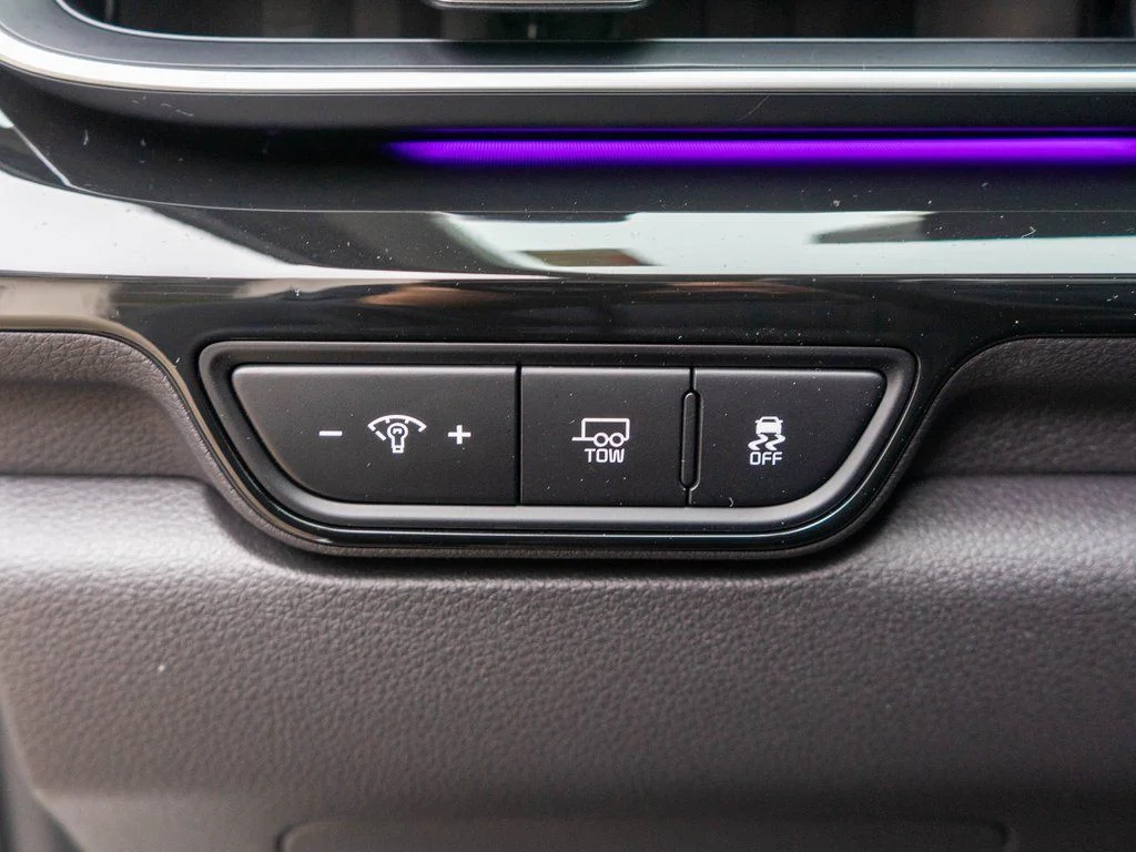 New 2026 Snow White Pearl Kia SX Prestige image 21