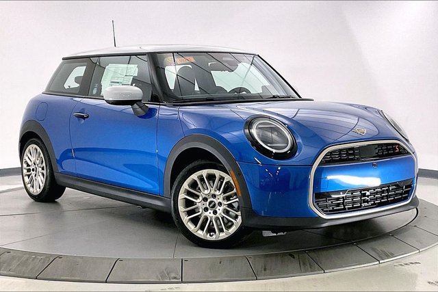 Pre-Owned 2025 MINI Cooper S Hardtop 2 Door Iconic 2D Hatchback in