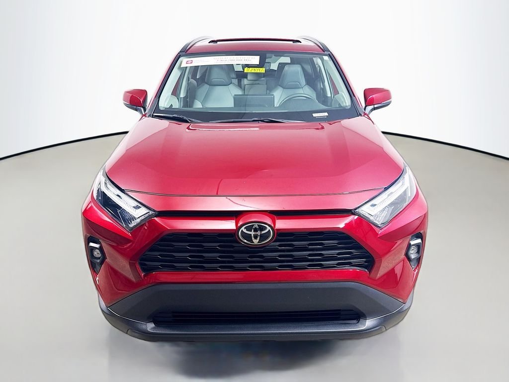 Used 2024 Ruby Flare Pearl Toyota XLE Premium image 2