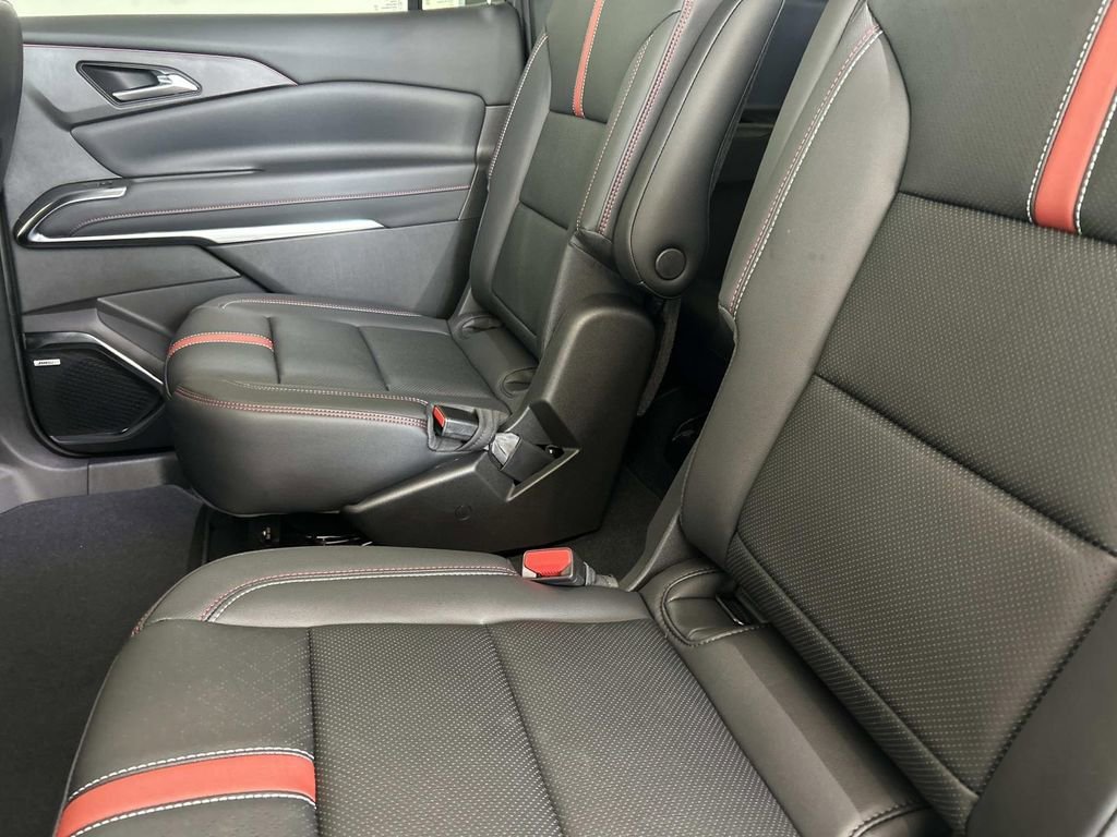 New 2026 Mosaic Black Metallic Chevrolet RS image 11