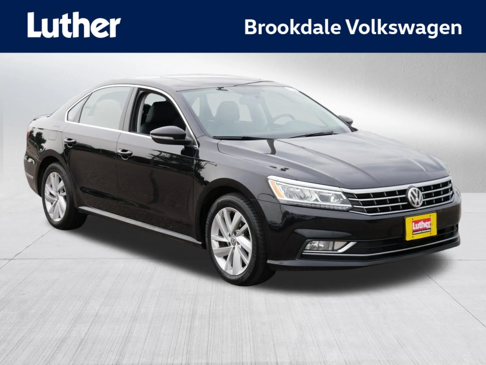 2018 Volkswagen Passat 2.0T SE Auto's photo