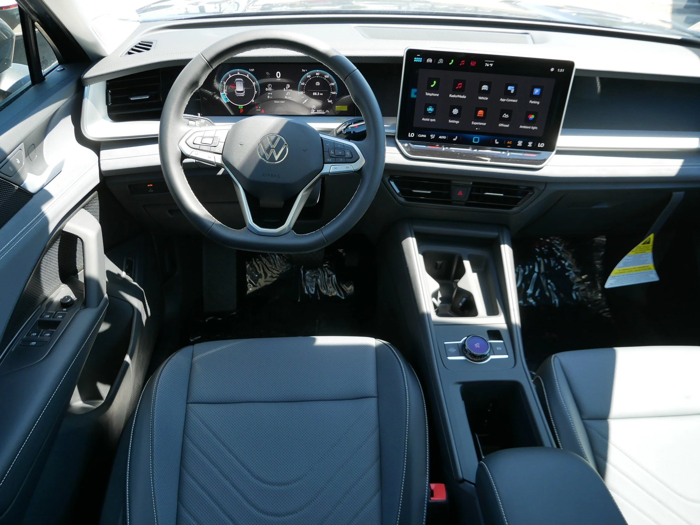 New 2026 Platinum Gray Metallic Volkswagen SE image 7