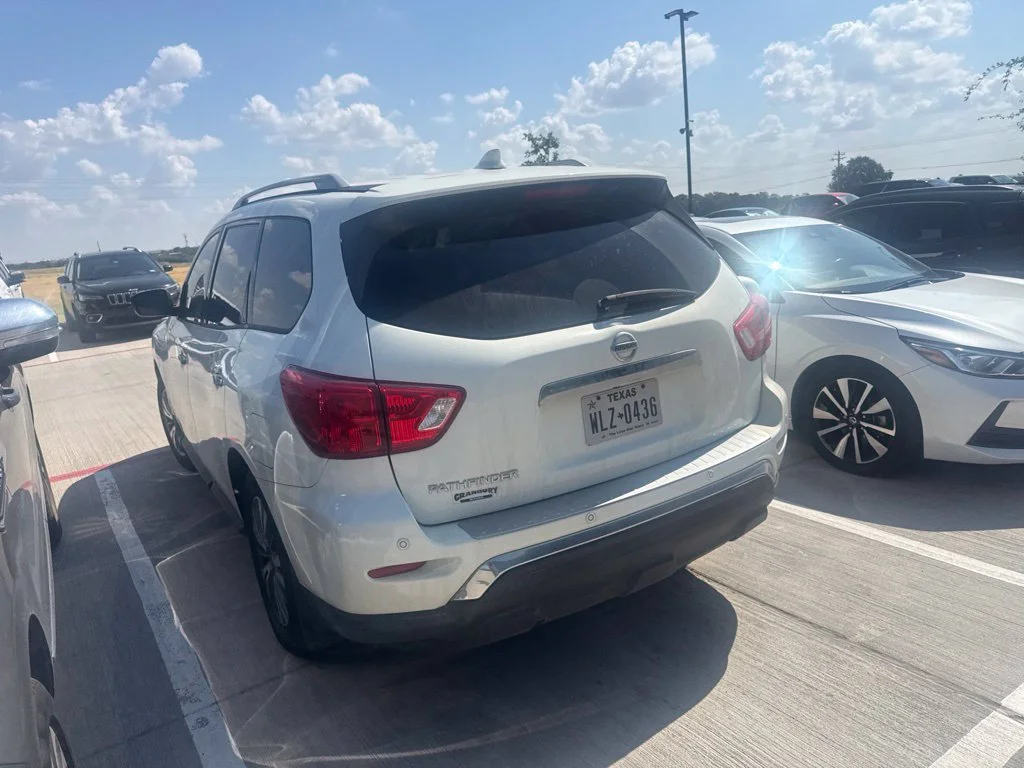 Used 2020 White Nissan S image 4