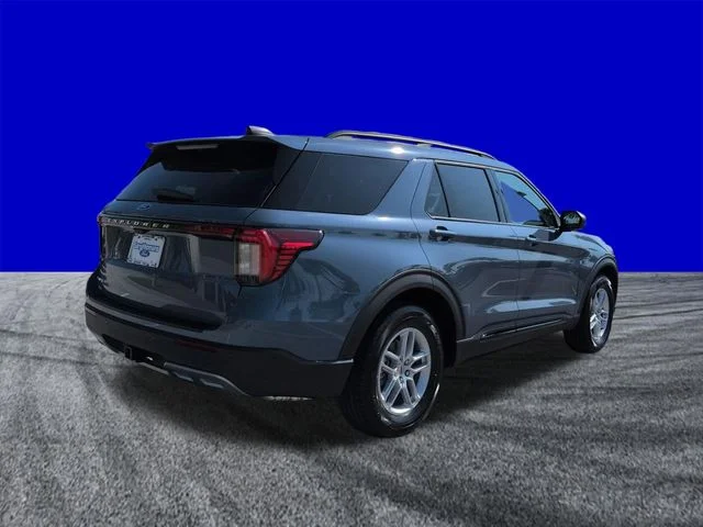 New 2026 Vapor Blue Metallic Ford Active image 4
