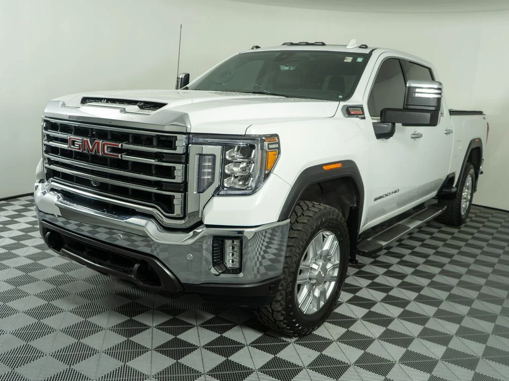 Used 2020 White GMC SLT image 3