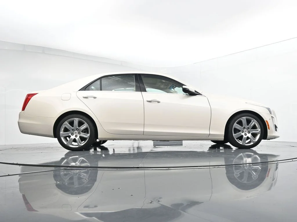 Used 2014 White Cadillac 3.6L Performance image 34