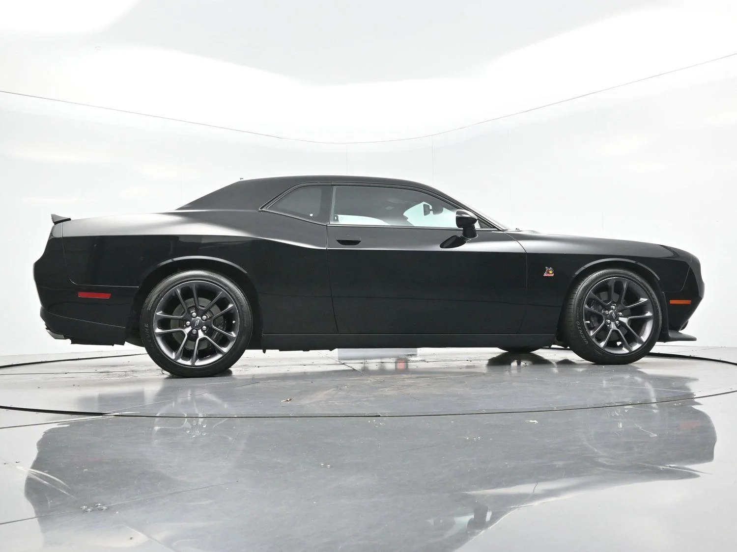 Used 2023 Pitch Black Clearcoat Dodge R/T Scat Pack image 47