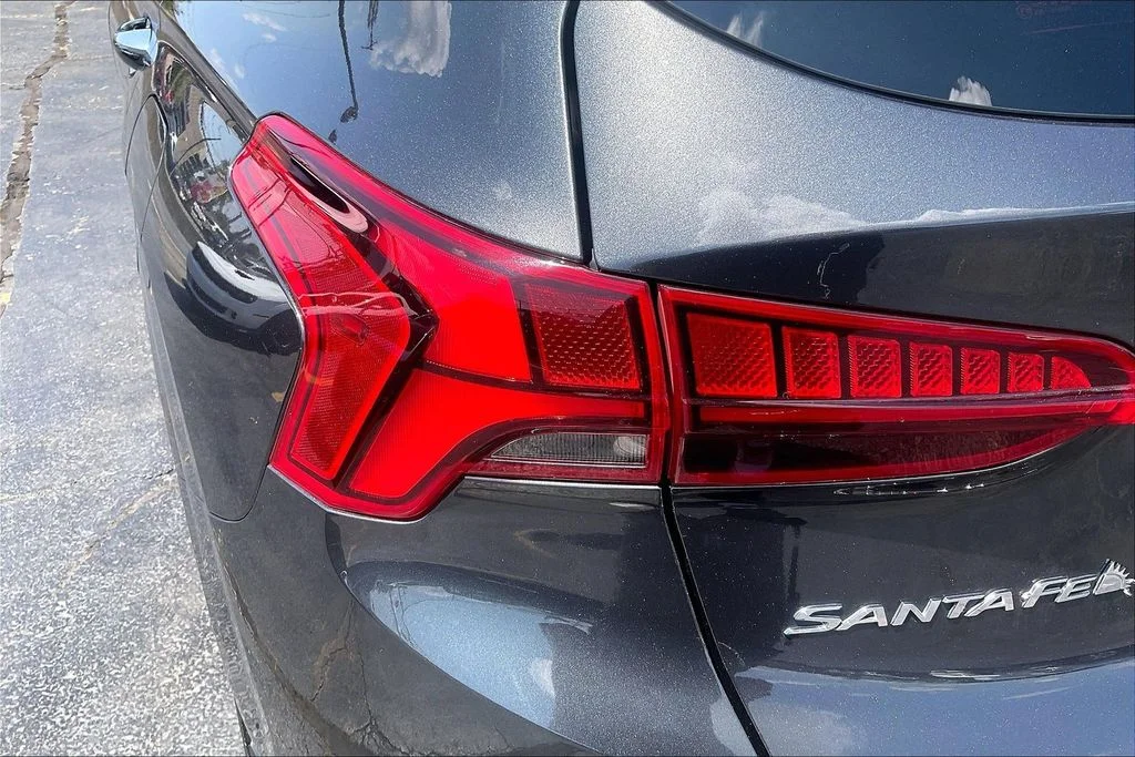 Used 2022 Gray Hyundai Calligraphy image 29