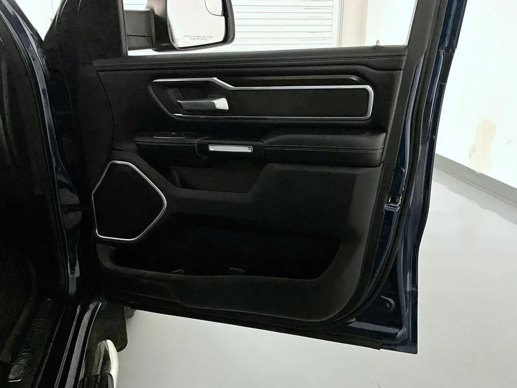 Used 2022 Blue Ram Laramie image 16