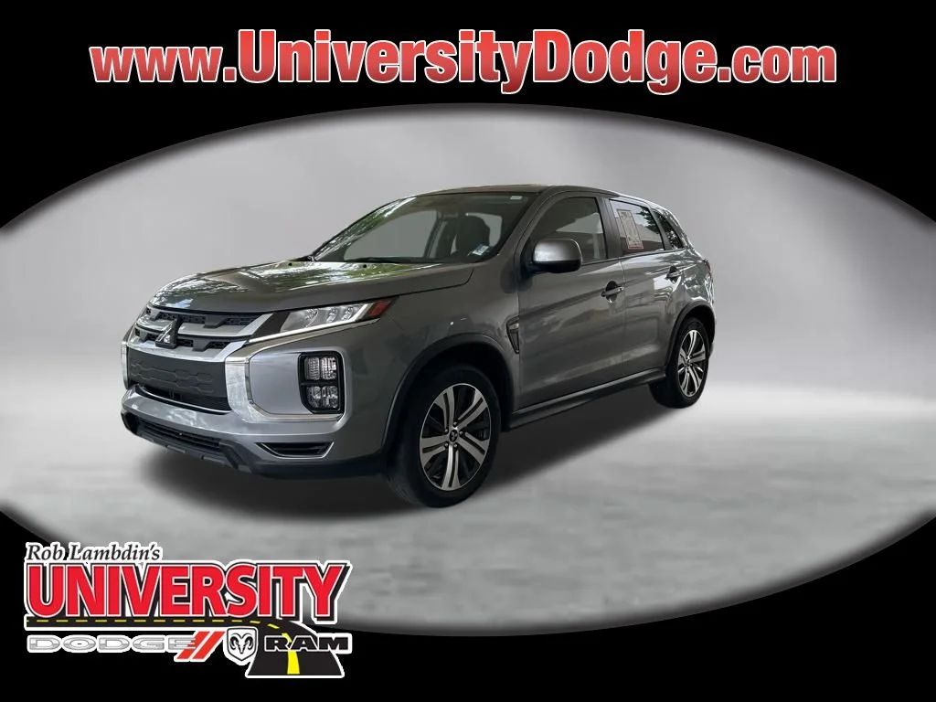 Used 2024 Gray Mitsubishi  image 1