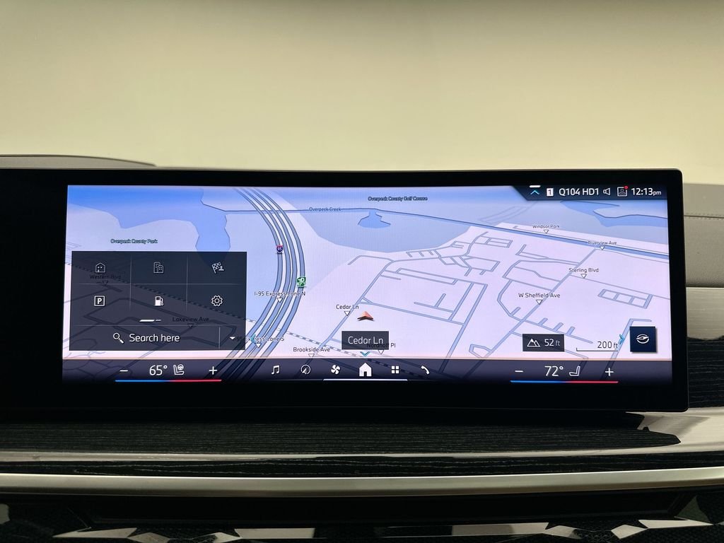 Used 2024 Gray Metallic BMW xDrive40i image 29