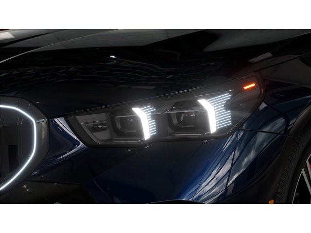 New 2027 Carbon Black Metallic BMW 550e xDrive image 6