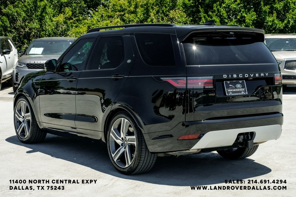 Certified Used 2025 Black Land Rover Metropolitan Edition image 12