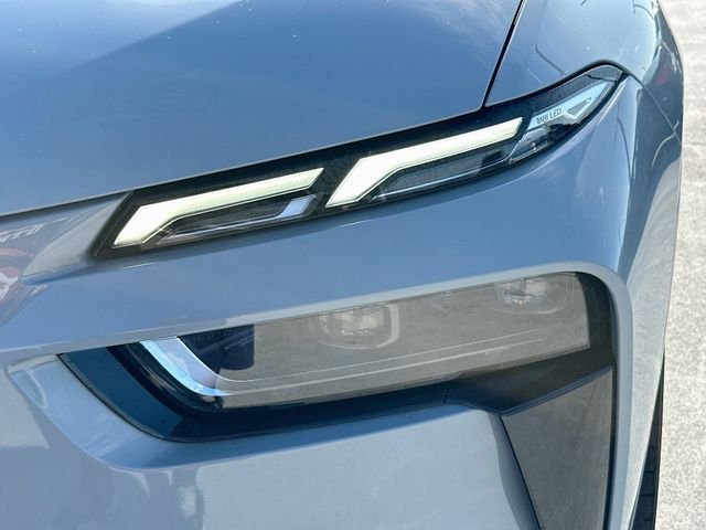 Certified Used 2024 Gray BMW xDrive40i image 32