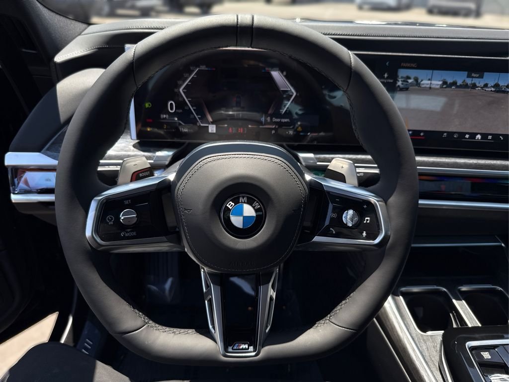 2025 BMW 7 Series 760i - Photo 23