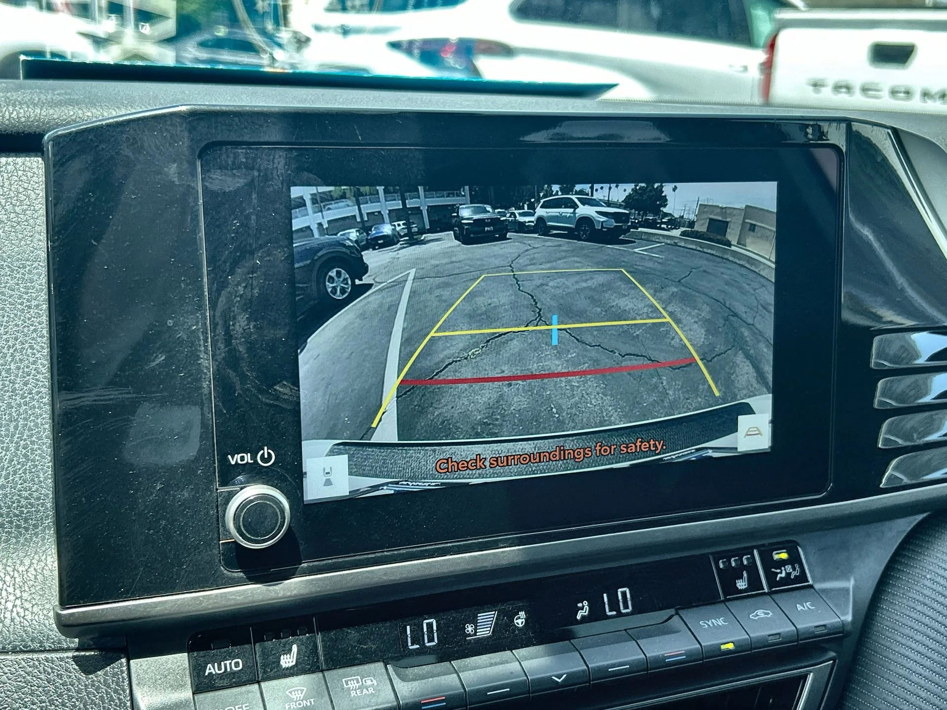 Used 2025 Ice Cap Toyota SE image 22