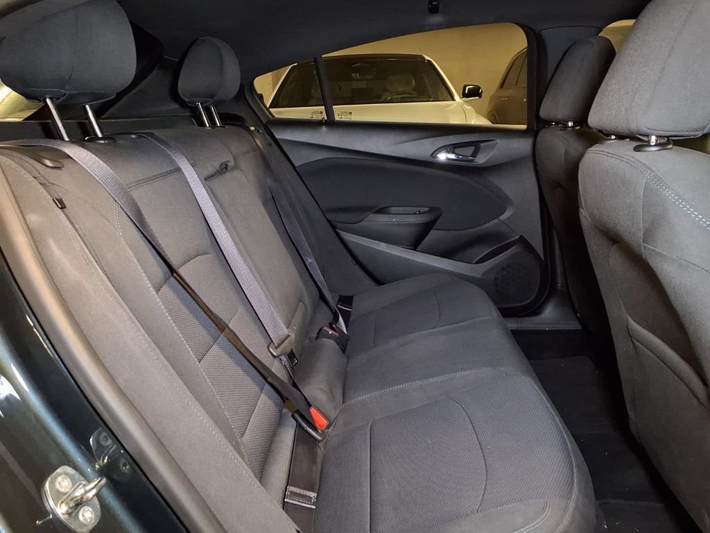 Used 2017 GRAPHITE METALLIC Chevrolet LT image 19