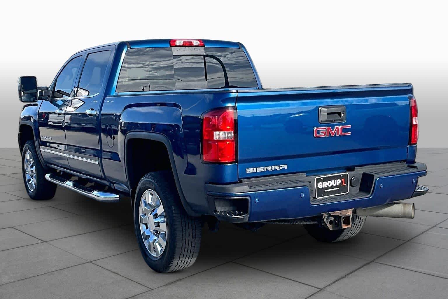 Used 2016 Stone Blue Metallic GMC Denali image 10