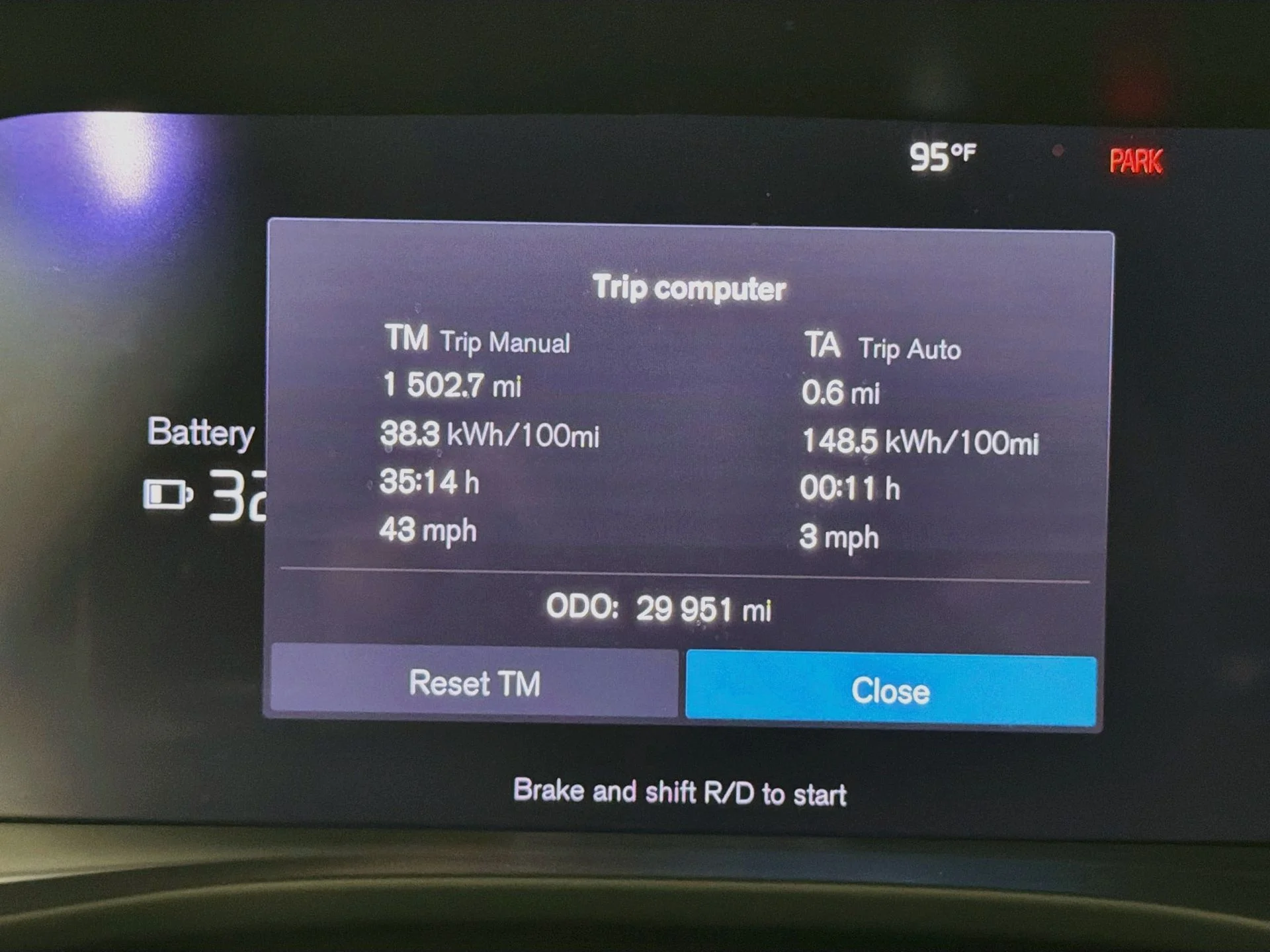 Certified Used 2023 Silver Dawn Volvo Ultimate image 12