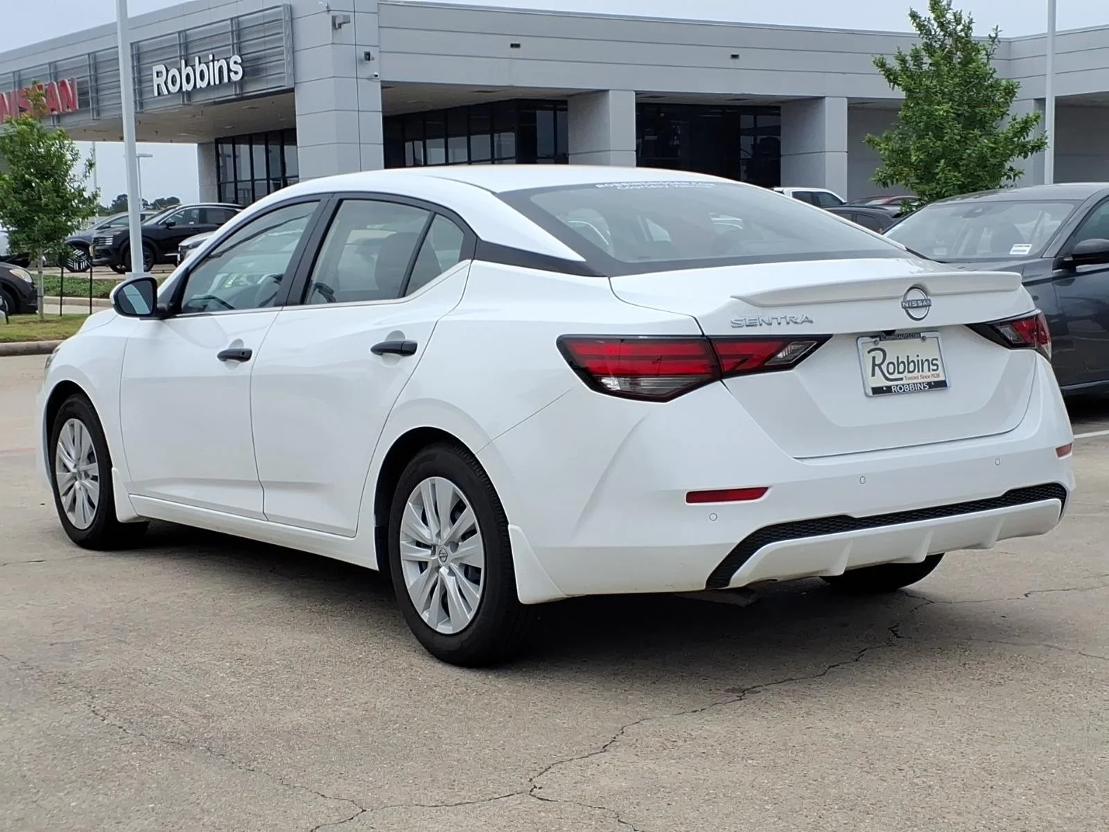 2025 Nissan Sentra S White at Robbins Nissan