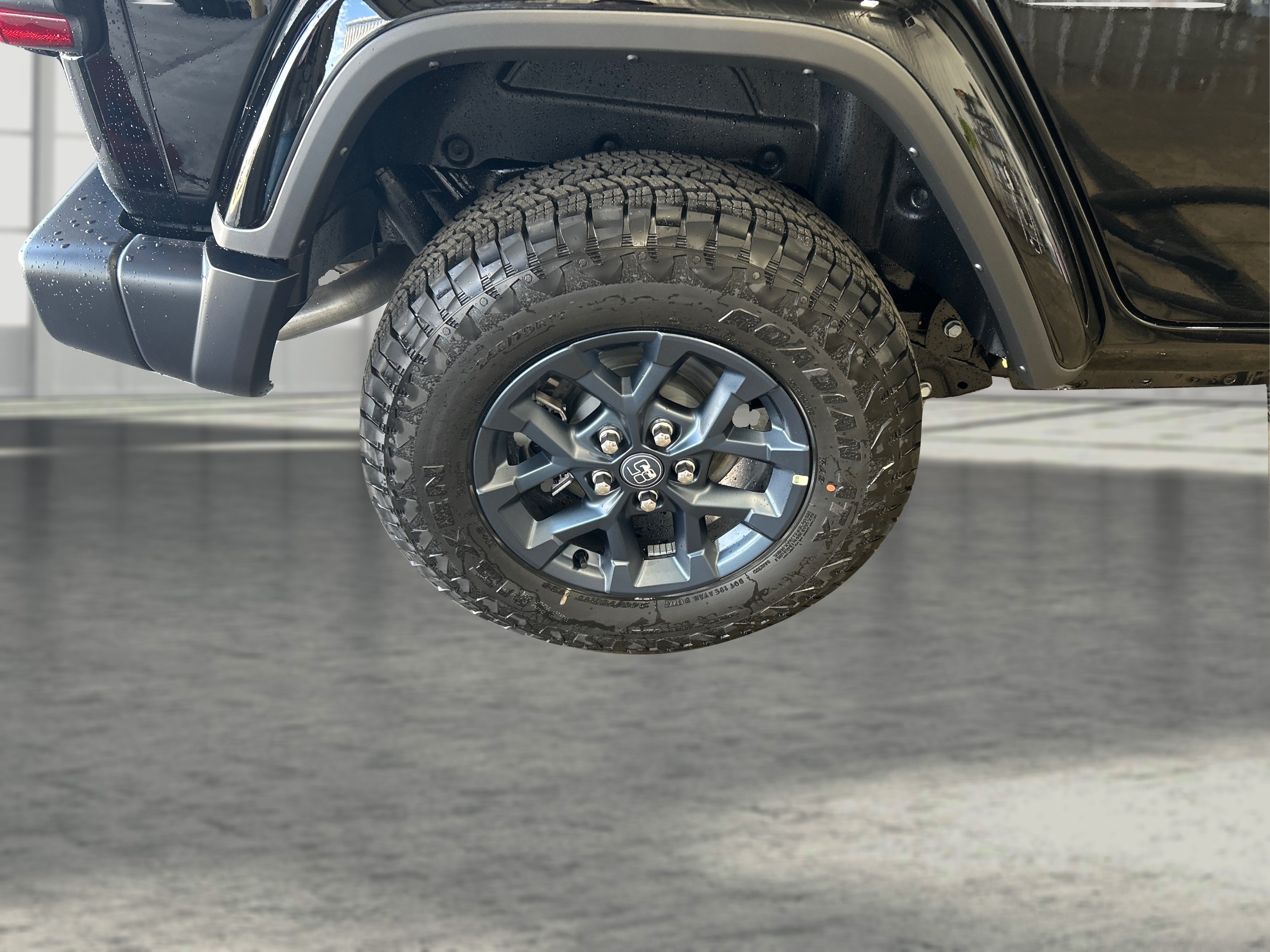 New 2026 Black Clear-Coat Exterior Paint Jeep 85th Anniversary Edition image 21