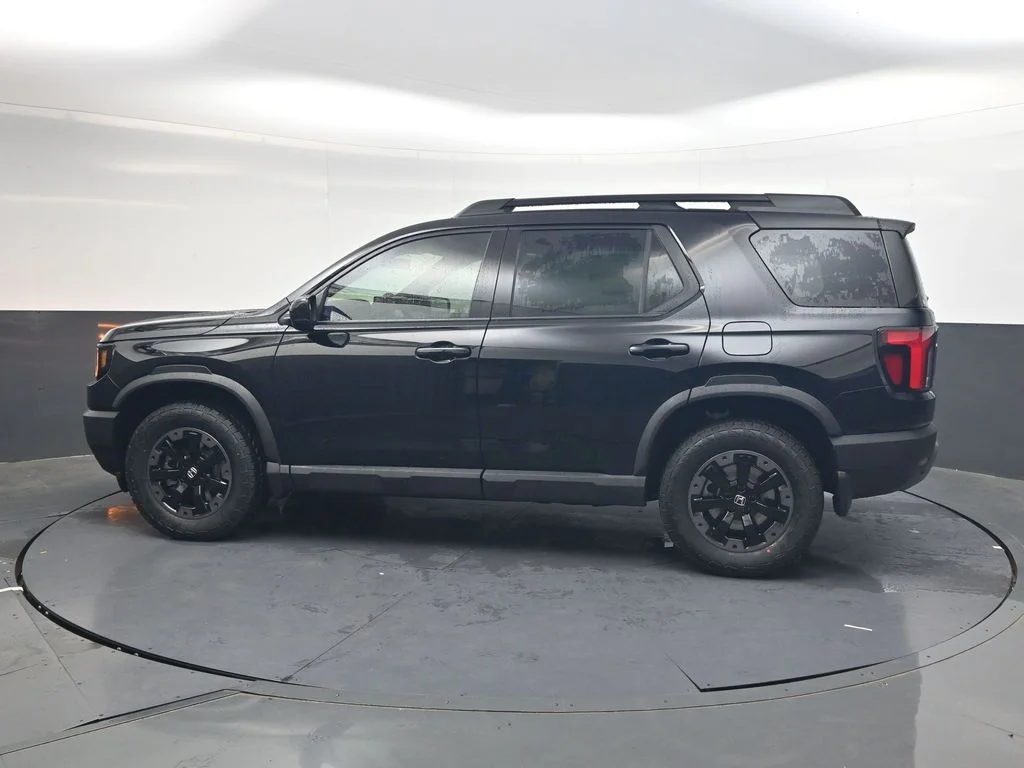 New 2026 Crystal Black Pearl Honda TrailSport Elite image 7