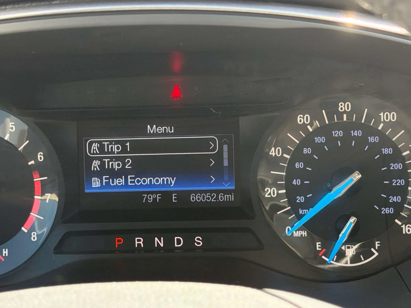 Used 2017 Shadow Black Ford SE image 15