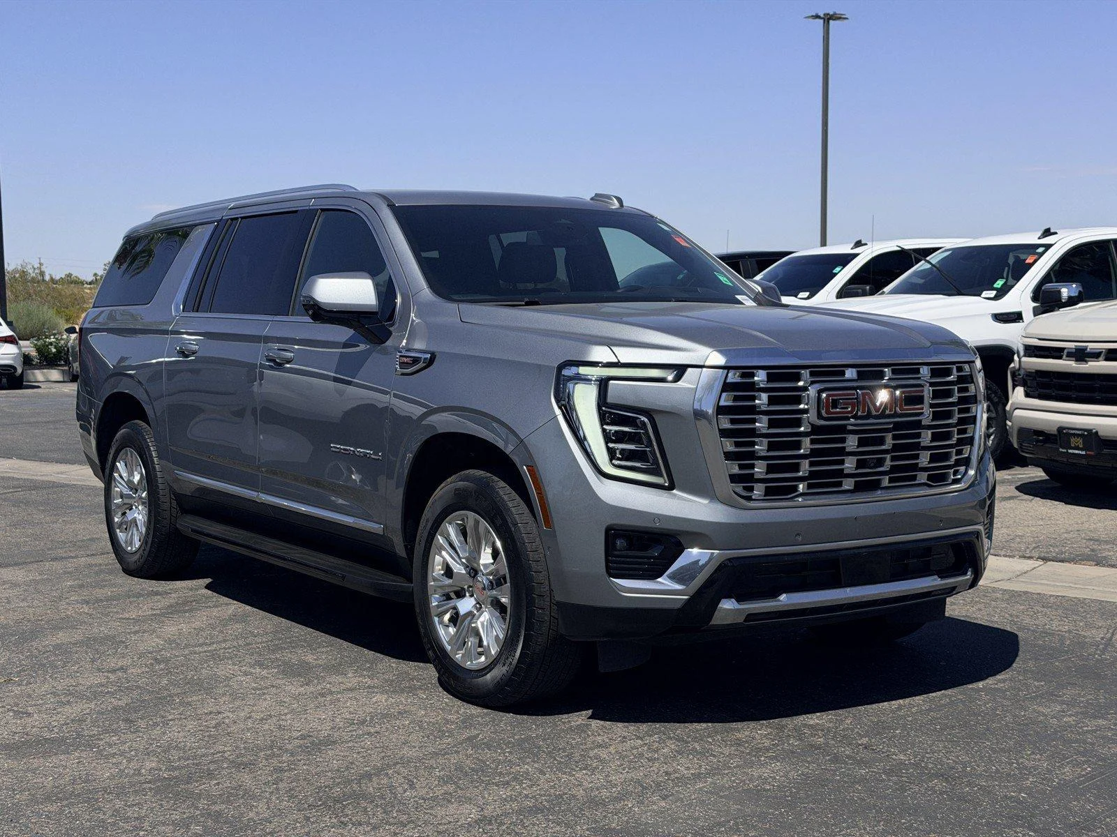 Used 2025 Sterling Metallic GMC Denali image 1
