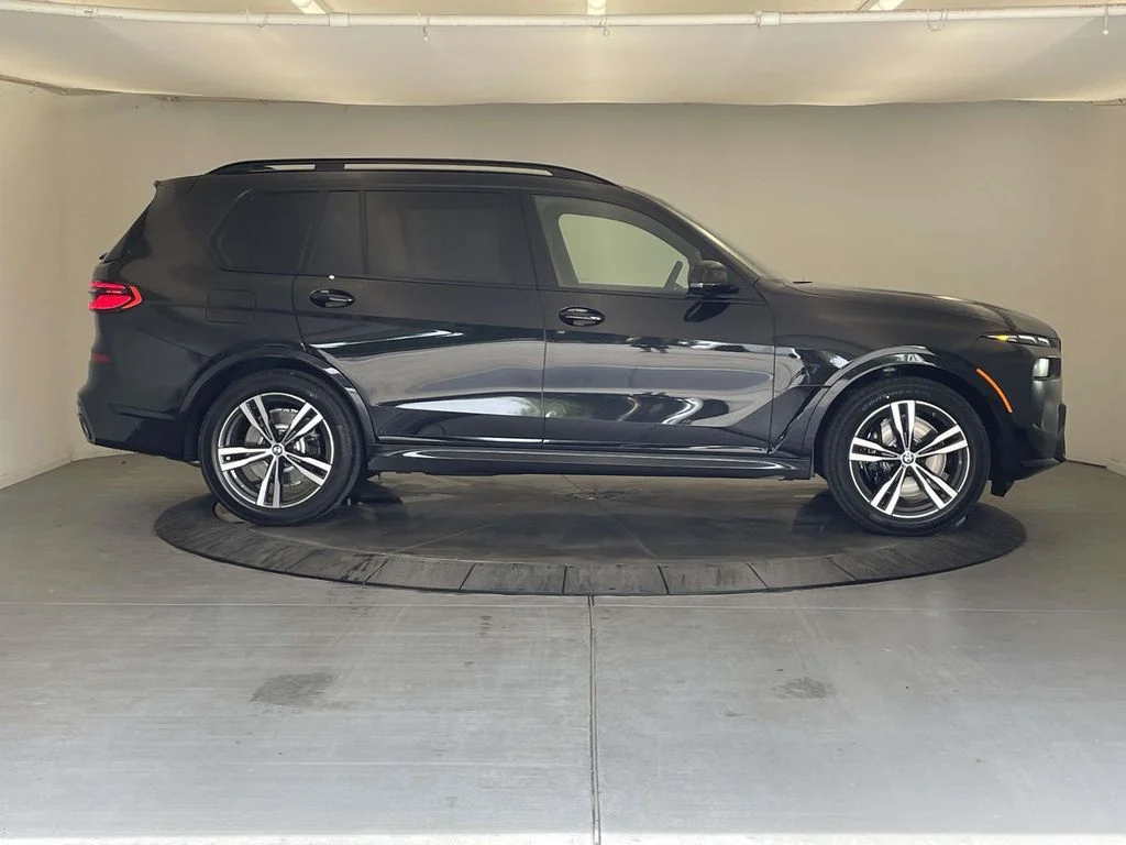 New 2027 Black BMW xDrive40i image 6