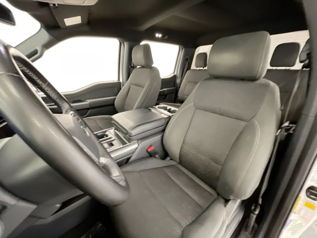 Used 2023 WHITE Ford XLT image 19