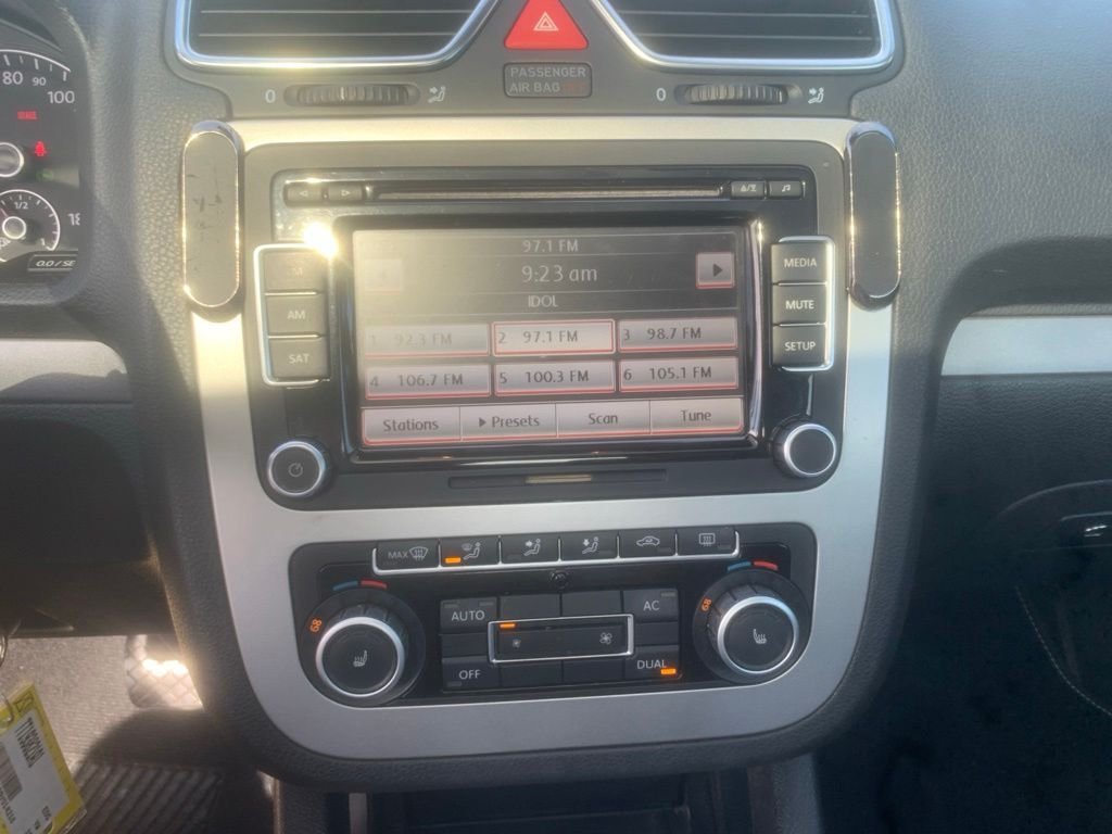 Used 2010 Salsa Red Volkswagen Komfort Edition image 21