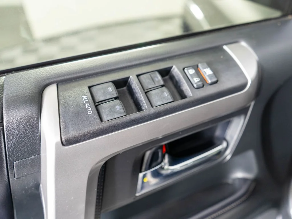 Used 2016 Gray Toyota SR5 Premium image 25
