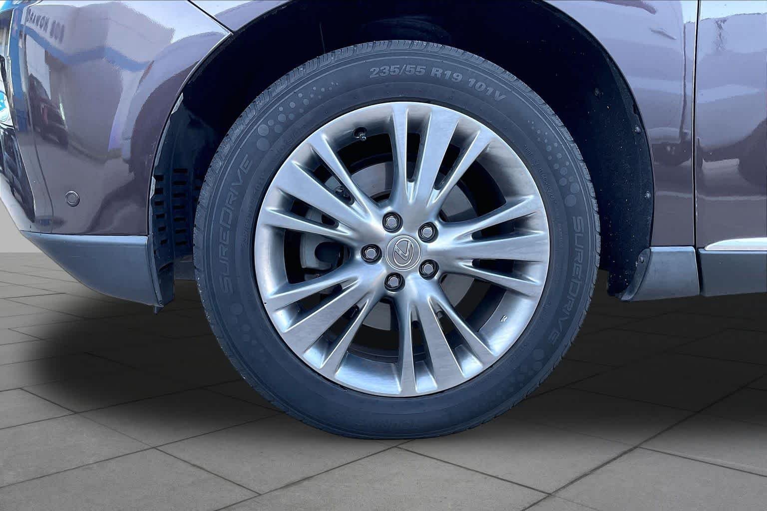 Used 2013 Fire Agate Lexus  image 9