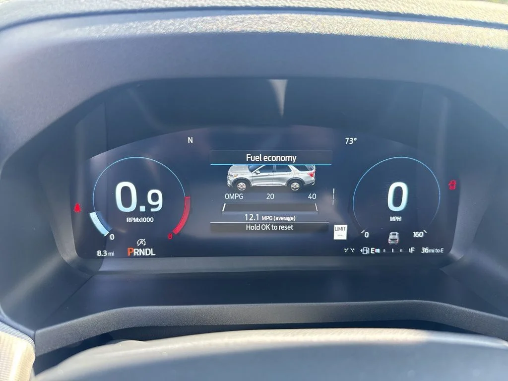New 2026 Space White Metallic Ford Active image 40
