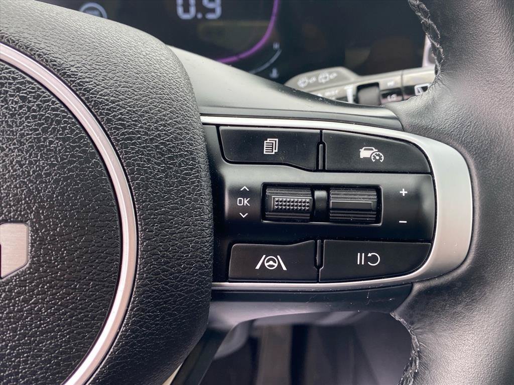 Used 2024 Sapphire Blue Kia X-Line image 19
