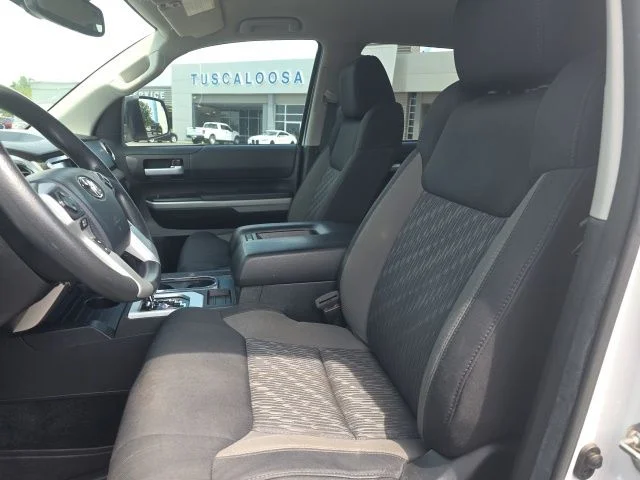 Used 2020 White Toyota SR5 image 9