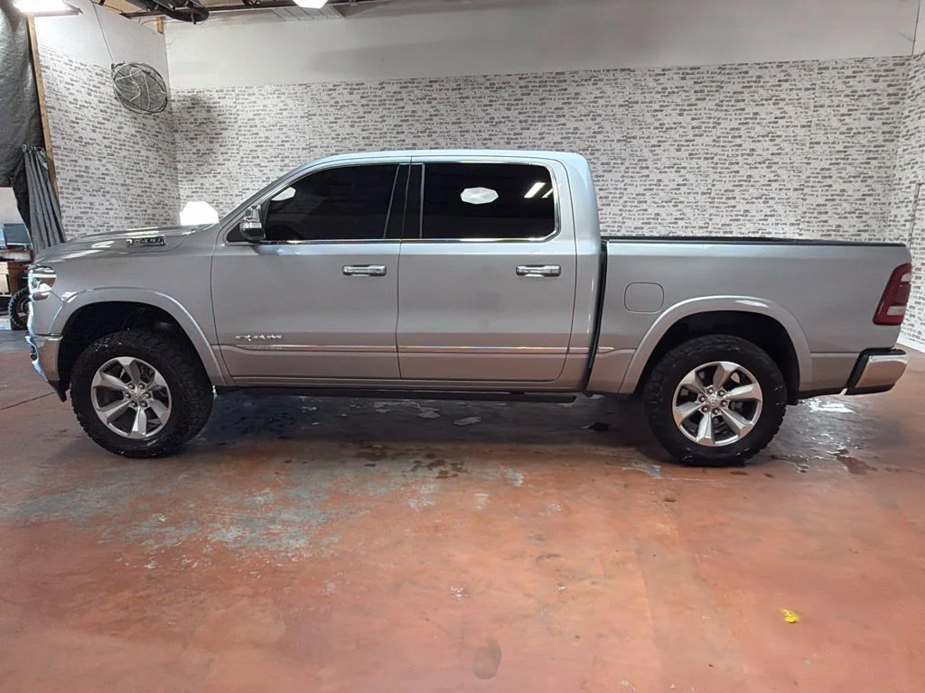 Used 2022 Billet Silver Metallic Clearcoat Ram Limited image 4