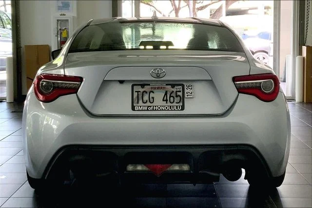Used 2017 Gray Toyota 860 Special Edition image 4