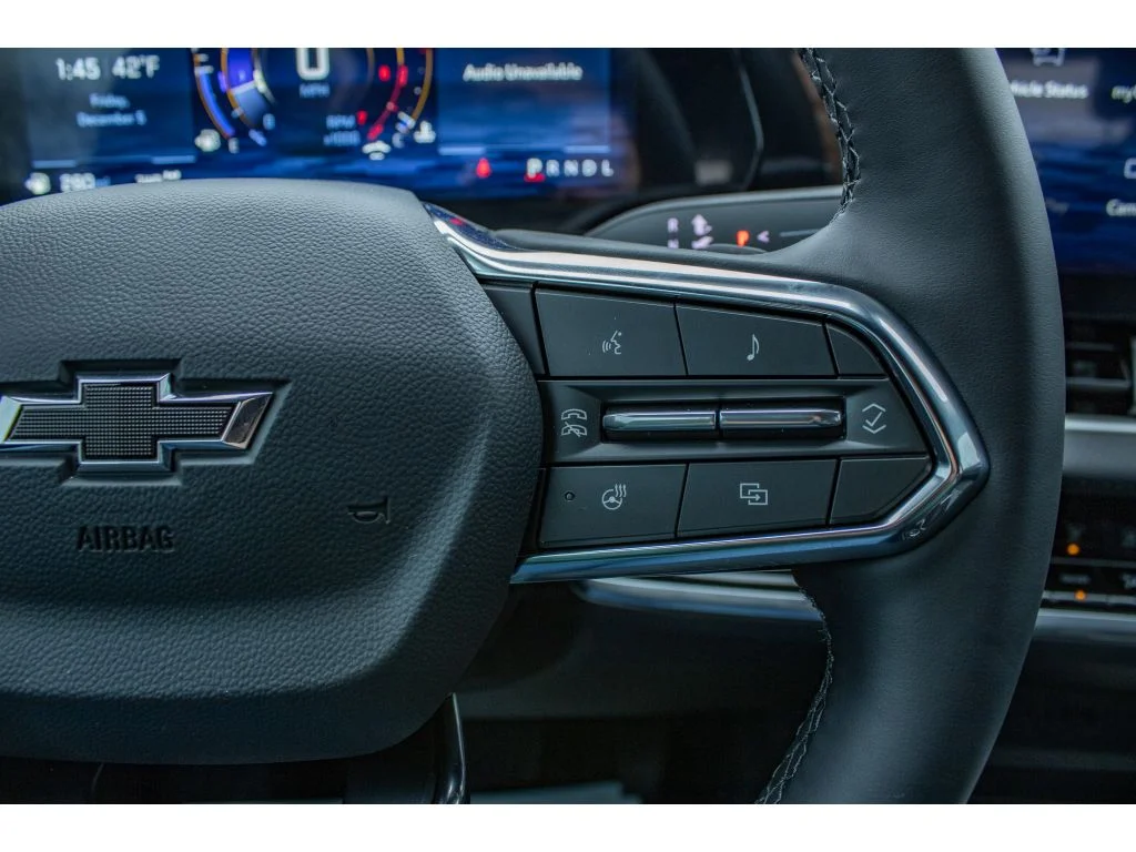 New 2026 LAKESHORE BLUE METALLIC Chevrolet AWD LT image 22