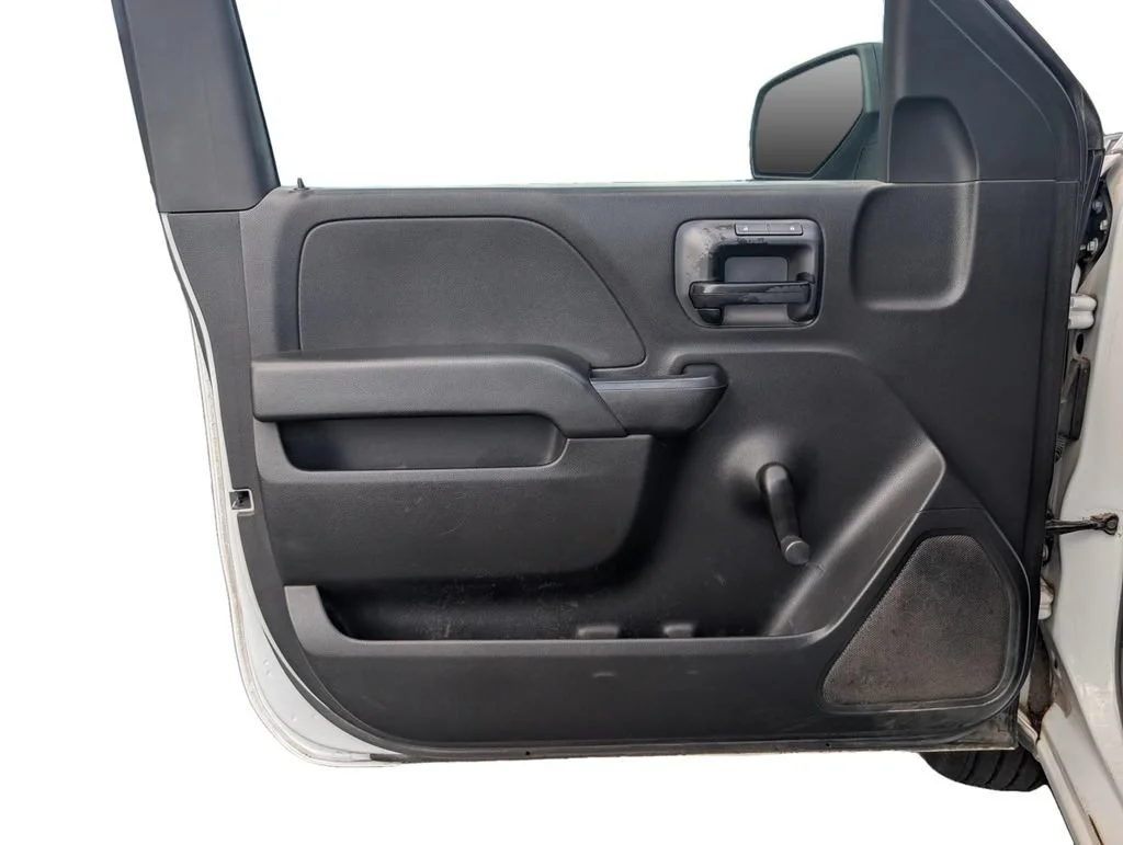Used 2015 SUMMIT WHITE Chevrolet Work Truck image 12