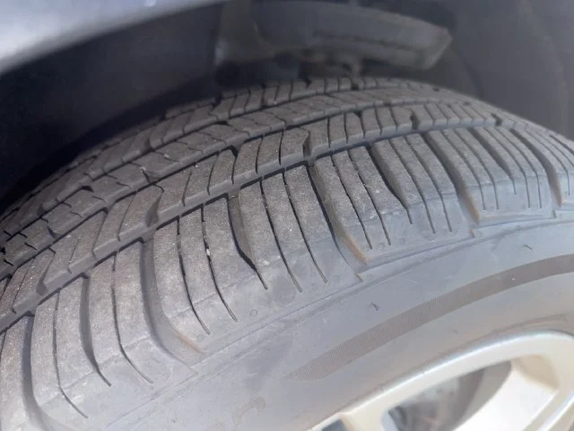 Used 2018 Black GMC SLE image 33