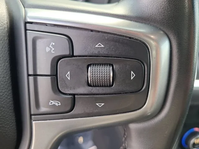 Used 2024 Black Chevrolet Premier image 30