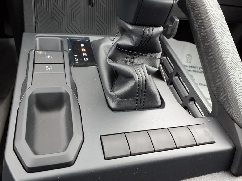 2026 Toyota Tacoma SR - Photo 11