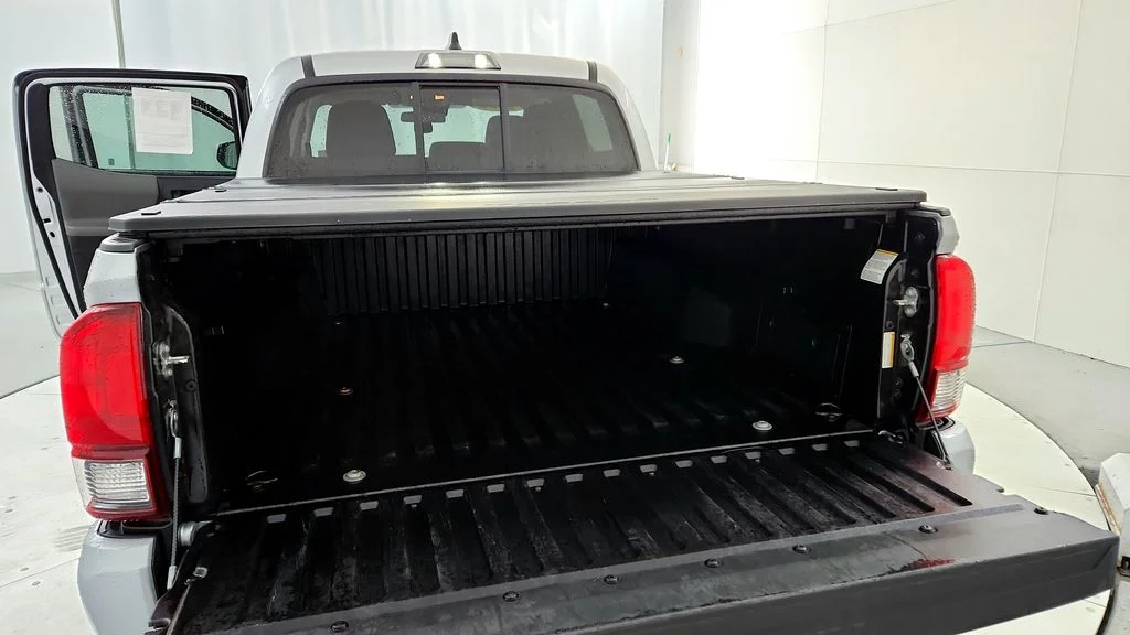 2022 Toyota Tacoma SR - Photo 20