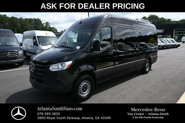 2025 Mercedes-Benz Sprinter 2500 Passenger 170 WB