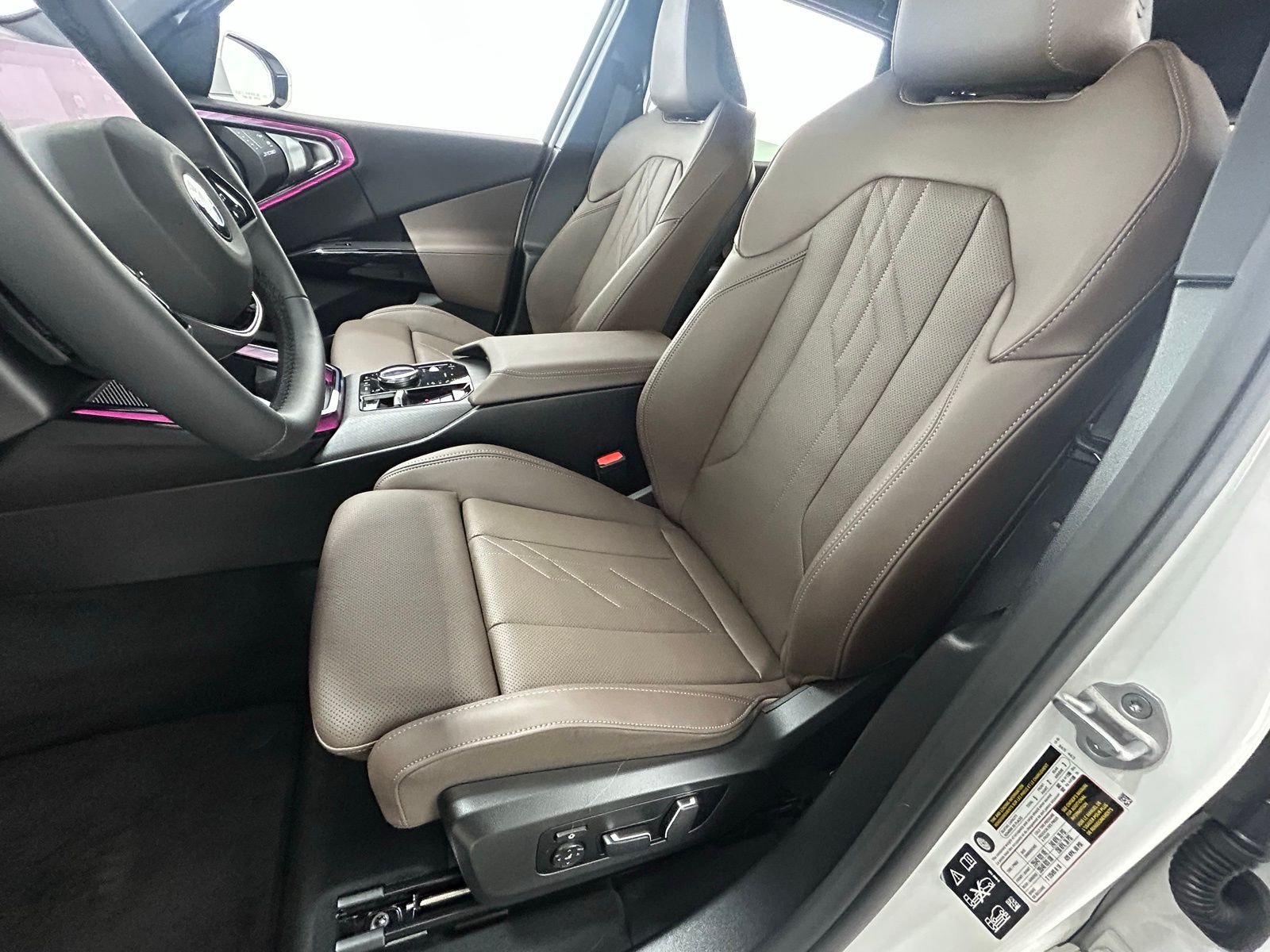 2026 BMW X3 30 - Photo 27
