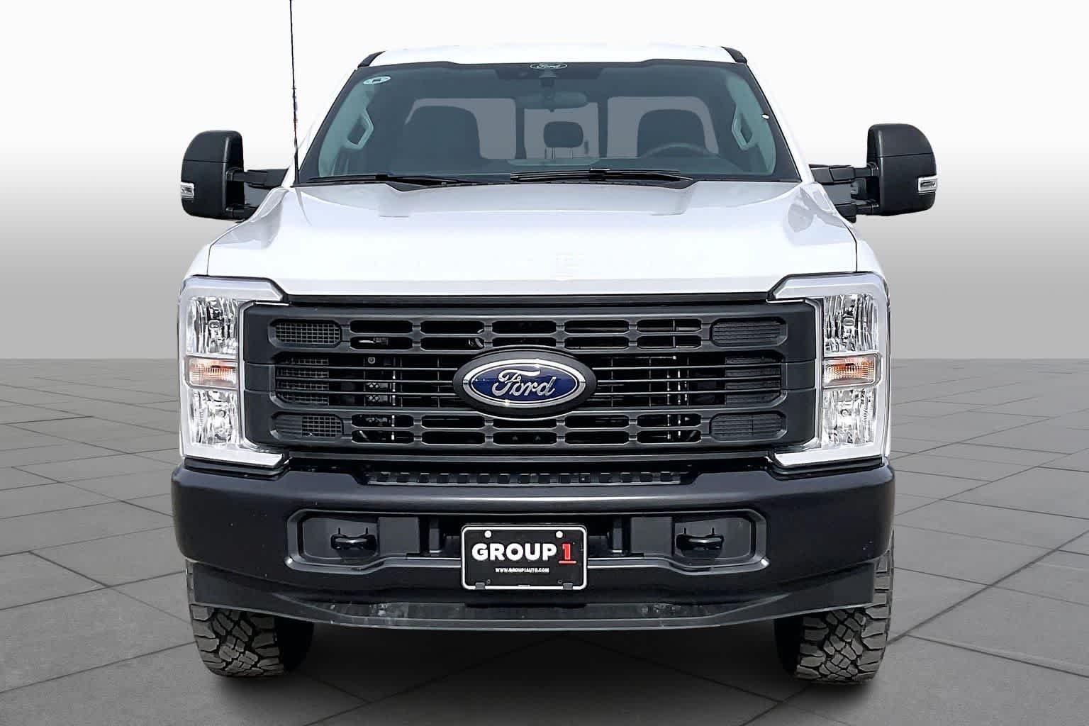 New 2026 Oxford White Ford F-250® XL image 3