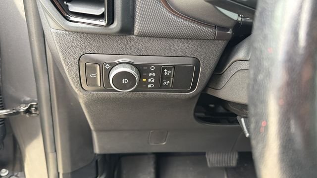 Used 2023 Gray Ford Outer Banks image 18
